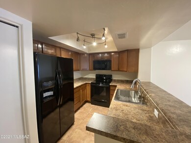 4021 N Weimer Place unit 14, Tucson, AZ 85719 - photo 3