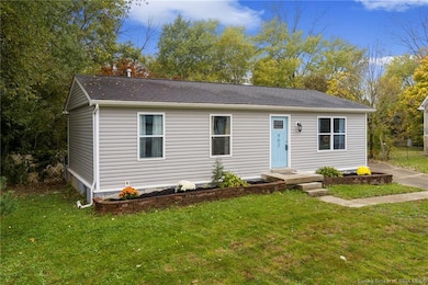 902 Assembly Rd, Jeffersonville, IN 47130 - photo 3