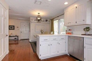 5 Joseph Cir, Franklin, MA 02038 - photo 5