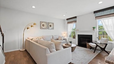 239 Noble Woods Dr, Coraopolis, PA 15108 - photo 5