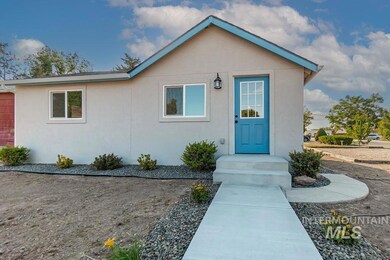 303 Fern St, Nampa, ID 83686 - photo 2
