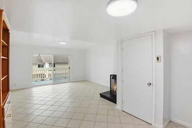 3375 Norton Way unit 5, Pleasanton, CA 94566 - photo 7