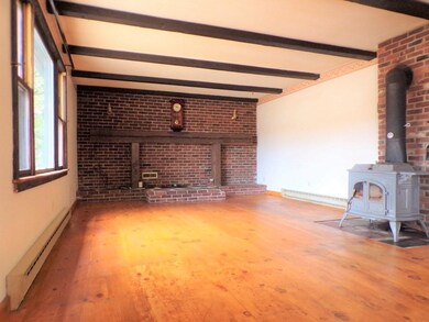 11 Gardner Rd, Hubbardston, MA 01452 - photo 3