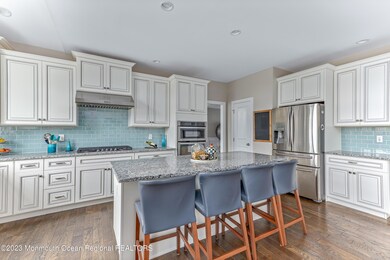 27 POTAMAC FREEHOLD-12
