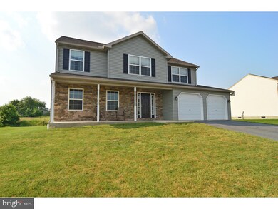 320 Luisa Ct, Shoemakersville, PA 19555 - photo 2