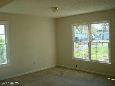 116 Polk Dr, Manassas Park, VA 20111 - photo 6