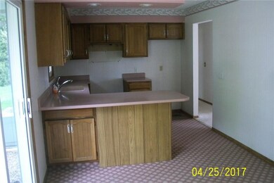 5119 Highway S74 S, Newton, IA 50208 - photo 3