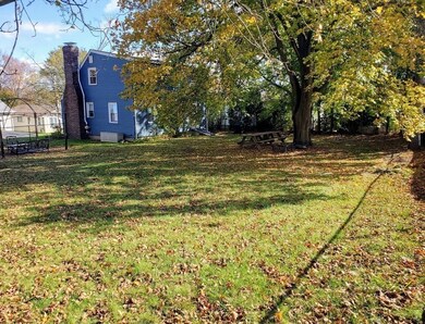 23 Housatonic St, Worcester, MA 01606 - photo 4