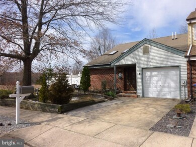123 Malvern Ct, Mount Laurel, NJ 08054 - photo 2