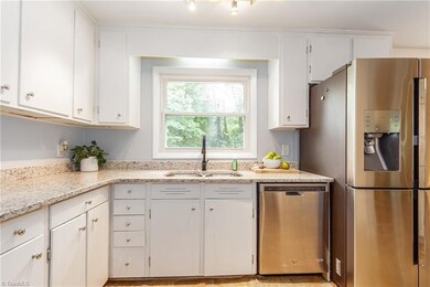 5417 Memorial Ln, Greensboro, NC 27407 - photo 5