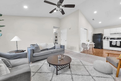 710 Village Blvd unit B, Plain City, OH 43064 - photo 4