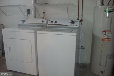 12612 Lampton Ln, Fort Washington, MD 20744 - photo 6