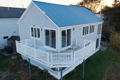 16 Bruce St, Hampton, NH 03842 - photo 2