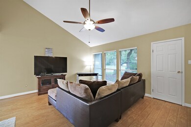 12 S Brook Pebble Ct, Spring, TX 77380 - photo 6