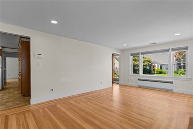 65 Howland Rd, Cranston, RI 02910 - photo 6