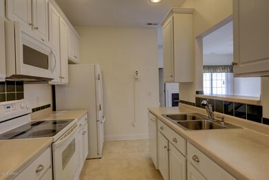 1517 Honeybee Ln Wilmington NC-large-007