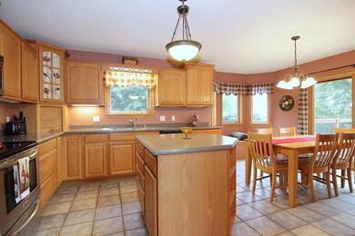 543 Echo Valley Rd, Brooklyn, WI 53521 - photo 7