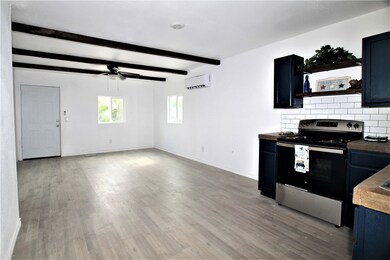 5211 W Belt St, Brazoria, TX 77422 - photo 7