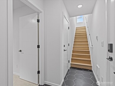 8324 16th Ave NW unit E, Seattle, WA 98117 - photo 4