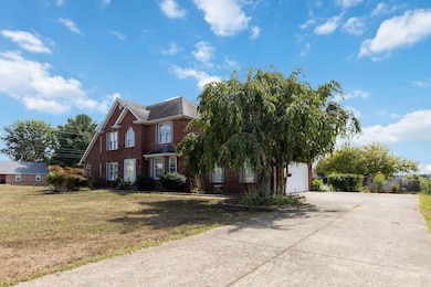 400 Natures Pointe Dr, Somerset, KY 42503 - photo 3