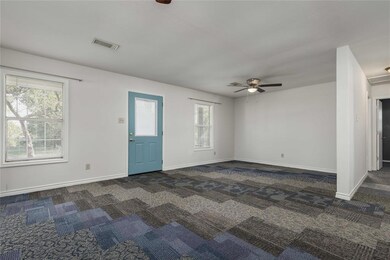 353 S Main St, Randolph, TX 75475 - photo 4