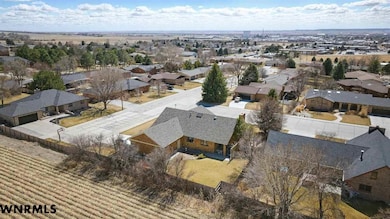 1523 Idlewylde Dr, Scottsbluff, NE 69361 - photo 7