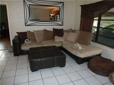 7800 Orleans St, Miramar, FL 33023 - photo 3