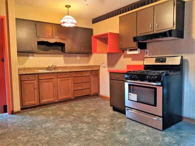 9206 Lantana Dr, Louisville, KY 40229 - photo 7