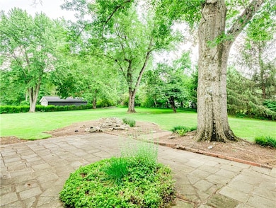 156 Shawnee Trail, Aurora, OH 44202 - photo 3