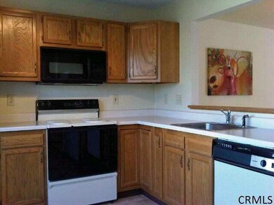 3 Stratton Cir, Troy, NY 12182 - photo 6