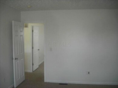 3341 Payday Ln, Columbus, OH 43232 - photo 2
