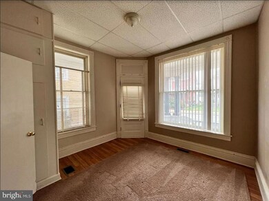 403 N Railroad St, Palmyra, PA 17078 - photo 5