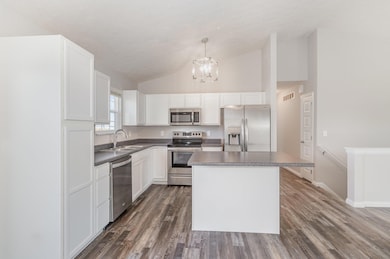 556 Summer Pointe Dr, Walton, KY 41094 - photo 5