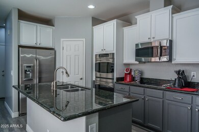 9) KITCHEN