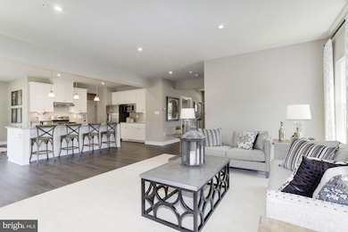 320 Spring Ln, York, PA 17406 - photo 6