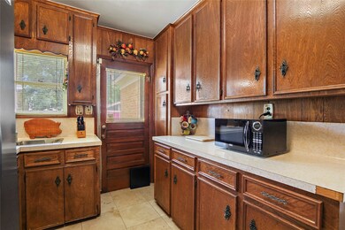 703 Eleanor St, Houston, TX 77009 - photo 7