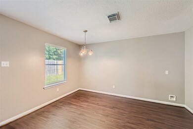 11811 Belle Ct, Pinehurst, TX 77362 - photo 6