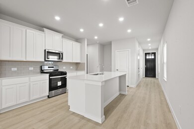 480 Long Branch Dr, Dayton, TX 77535 - photo 7