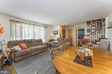 257 E Summit St, Souderton, PA 18964 - photo 6