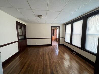 382 Mcgrath Hwy unit 1R, Somerville, MA 02143 - photo 2