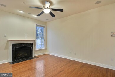 22141 Fair Garden Ln, Clarksburg, MD 20871 - photo 5
