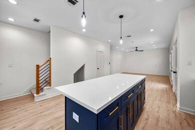 5700 Elysian St, Houston, TX 77009 - photo 5