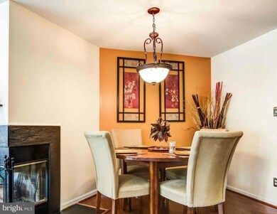 4127 Churchman Way unit 4, Woodbridge, VA 22192 - photo 2