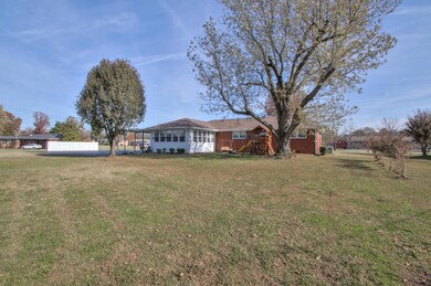 802 Castle Heights Ave, Lebanon, TN 37087 - photo 5