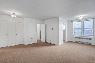 67-30 Clyde St unit 7S, Forest Hills, NY 11375 - photo 5
