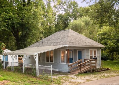 207 W 10th St, New Albany, IN 47150 - photo 2