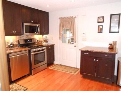 14 Starling Way, Leominster, MA 01453 - photo 5