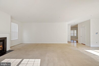 15200 Lord Howe Way, Brandywine, MD 20613 - photo 5