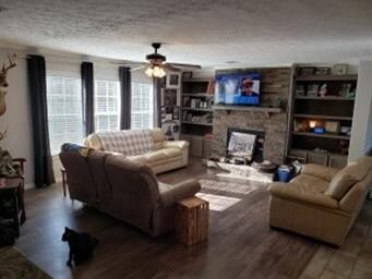 0 Freeman Fielder Rd, Tennessee Ridge, TN 37178 - photo 2