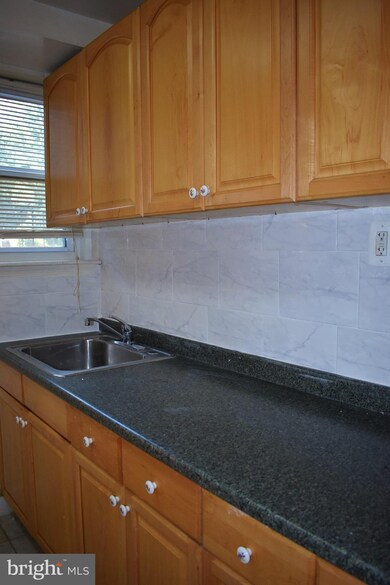 8809 Plymouth St unit 1, Silver Spring, MD 20901 - photo 4